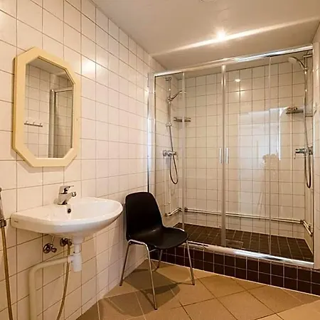 Kuressaare Central Hostel Auberge de jeunesse *