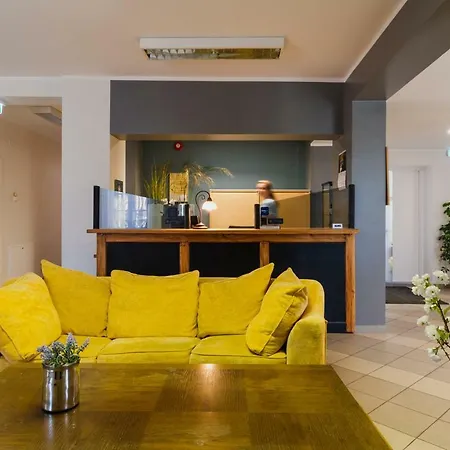 Vandrerhjem Kuressaare Central Hostel *