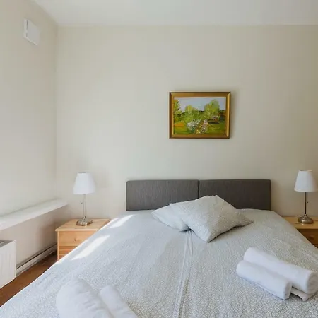 Kuressaare Central Hostel Hostal *