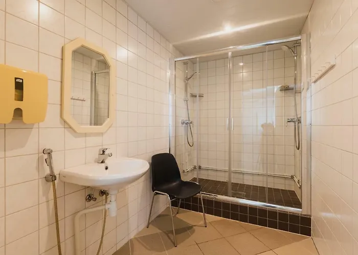 Kuressaare Central Hostel *